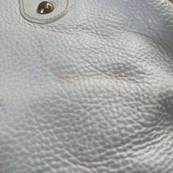 Guia’s made in Italy off white pebble leather Satchel with gold tone har… - Picture 2 of 12